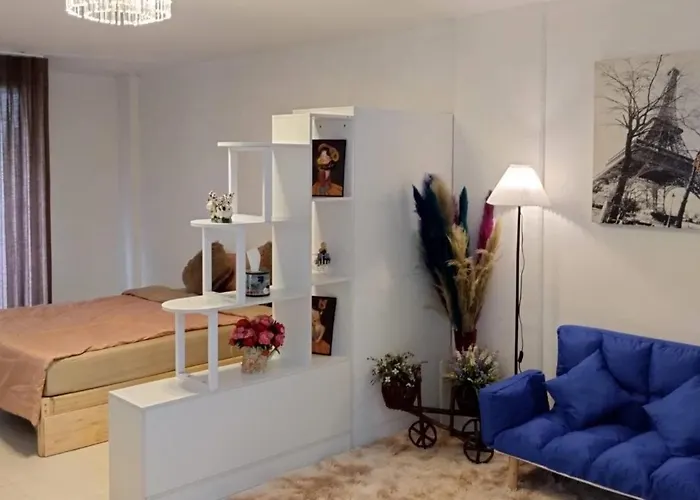 - Cozy Budget Flat In Ladphao Rd, Bangkapi Bangkok